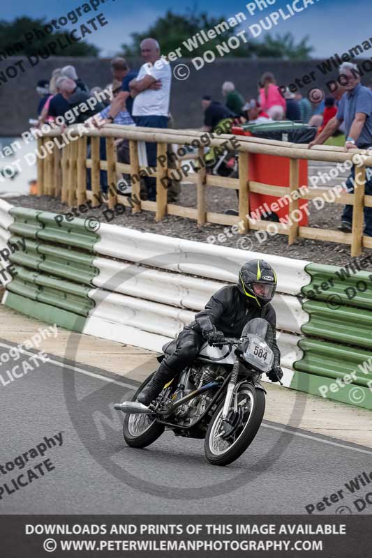 Vintage motorcycle club;eventdigitalimages;mallory park;mallory park trackday photographs;no limits trackdays;peter wileman photography;trackday digital images;trackday photos;vmcc festival 1000 bikes photographs